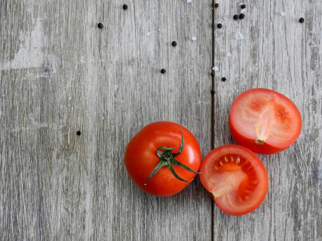 Tomatoes are climacteric fruit